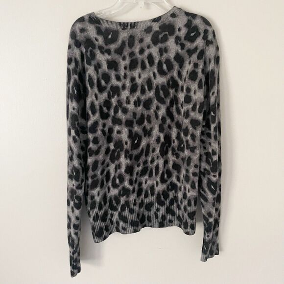 Apt 9 Size M Gray Black Animal Print Long Sleeve Cashmere Sweater Cardigan - Picture 5 of 6